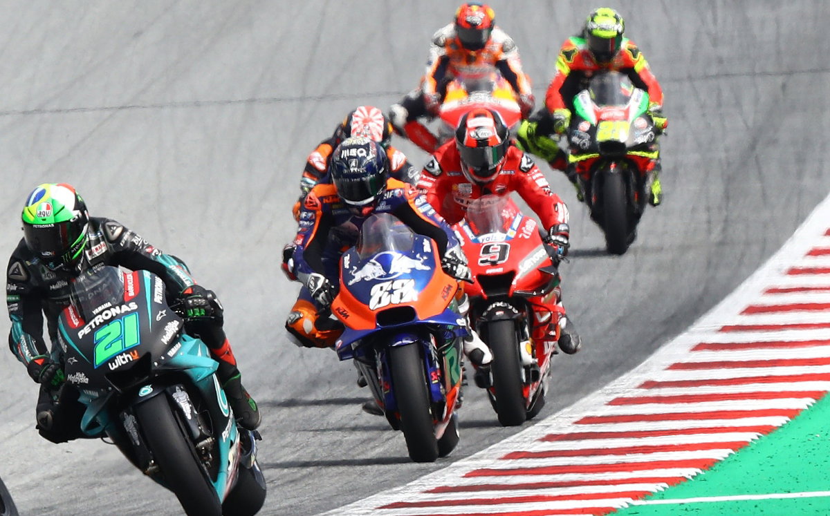 MotoGP start [1200]